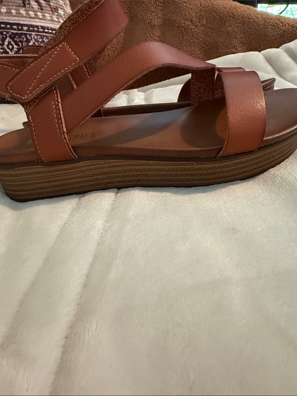 New without Tag Cushionaire Sandal. - Picture 5 of 6